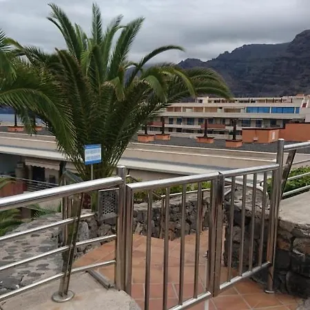 Balcon De Gigantes * Puerto de Santiago (Tenerife)