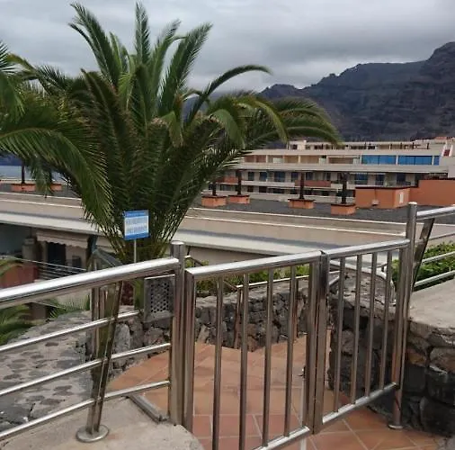 Balcon De Gigantes * Puerto de Santiago (Tenerife)